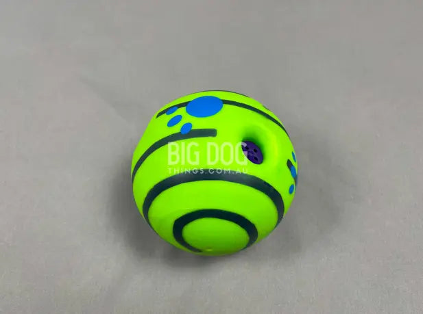 Giggle Ball for Dogs – Interactive noisy toy for playful pups